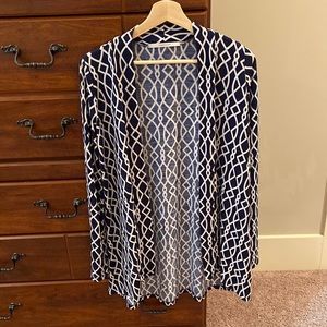 41 Hawthorn long cardigan. Navy/white pattern. Size Small. Great condition!